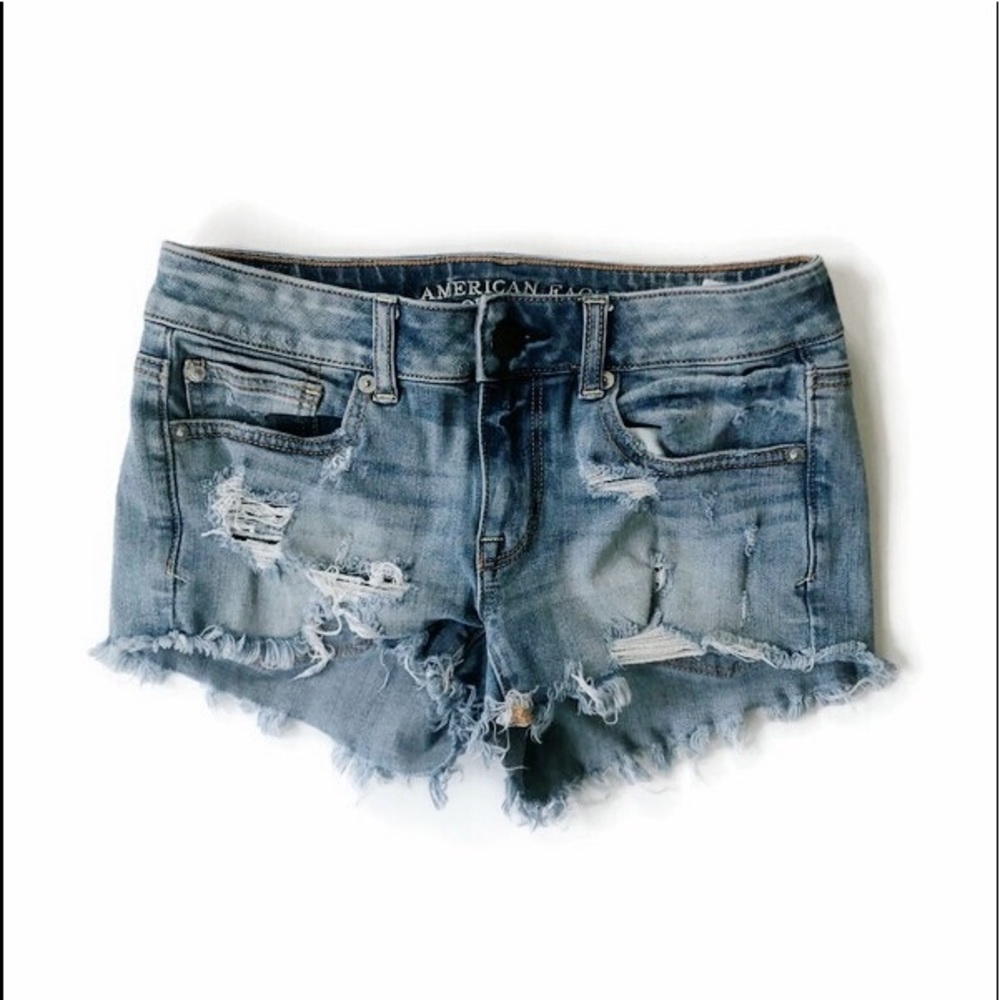 American Eagle | “shortie” jean shorts